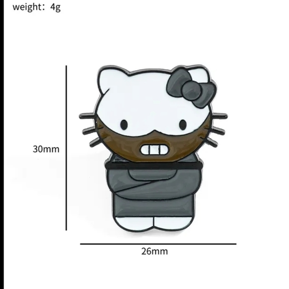 2 Hello Kitty Horror Pins - Picture 9 of 10